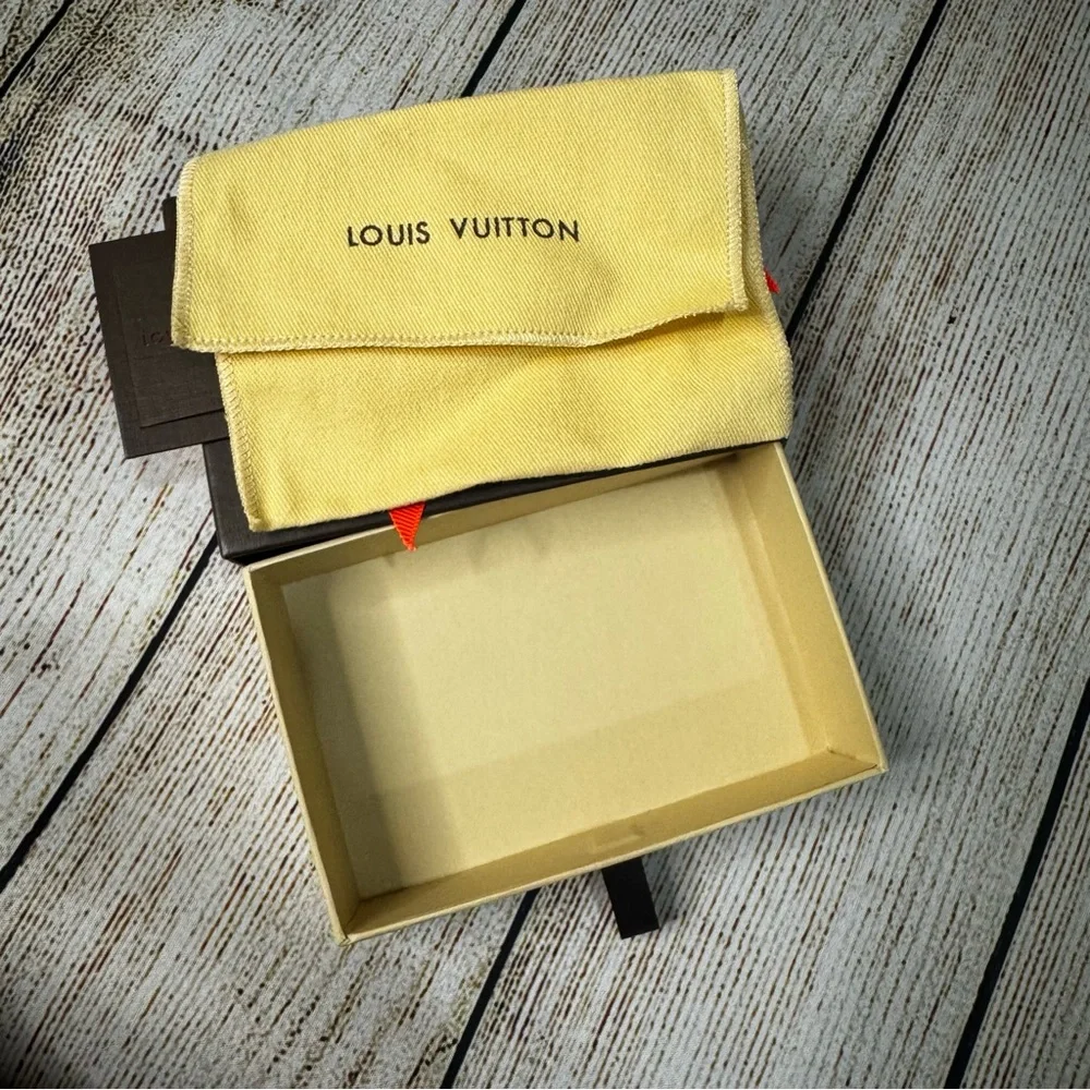 Authentic Louis Vuitton Empty Gift Box for Pocket Organizer w/Dust Bag - Picture 5 of 12